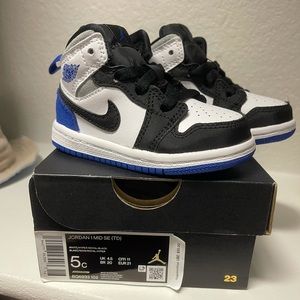 Kids shoes brand new